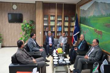 دیدار رییس سازمان دامپزشکی کشور با کارکنان اداره کل دامپزشکی استان البرز