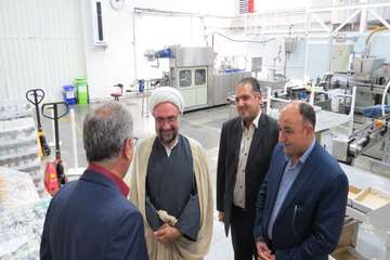 بازدید از کارخانه تولید و بسته بندی عسل در  شهرستانطالقان