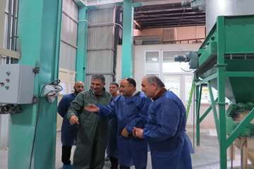 بازدید مدیرکل دامپزشکی استان البرز از کارخانه تولید دان
