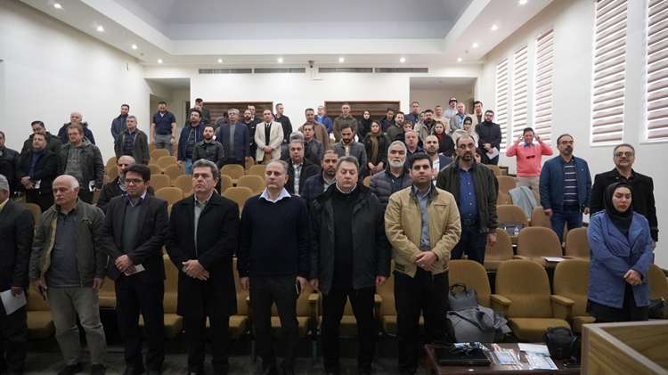 برگزاری اولین همایش هم‌اندیشی مسئولین فنی بهداشتی و دستیاران واحدهای تحت نظارت در کرج