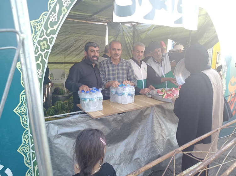 همکاری دامپزشکی طالقان با موکب شهدای معظم شهرستان طالقان در مسیر اتوبان قزوین–تهران 
